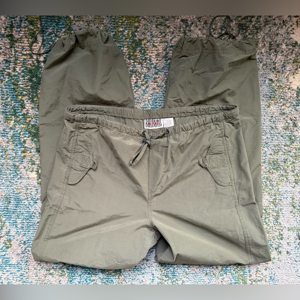 Vintage Bill Blass green cargo drawstring pants, size 10
